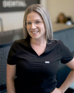 laura - dental assistant
