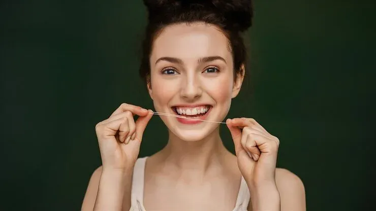 floss picks vs floss whats better for your smile