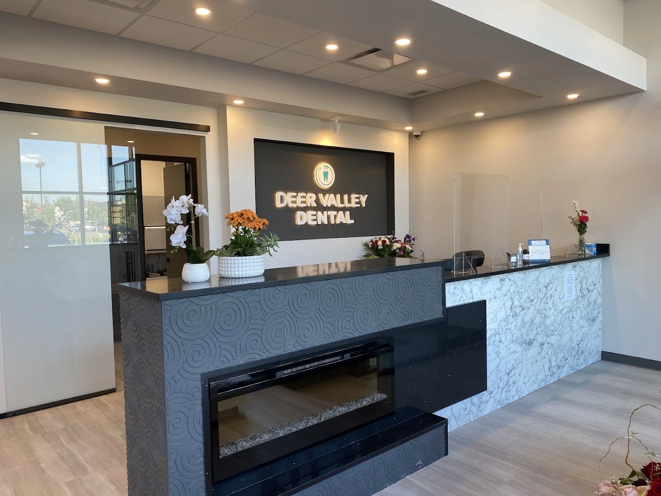 reception area deervalley dental