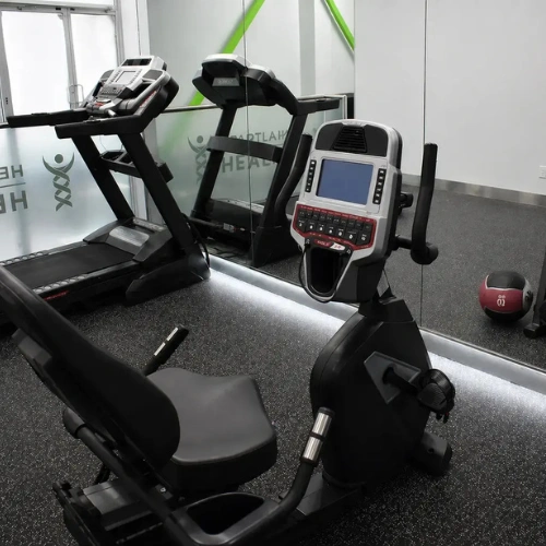 modern rehabilitation and exercise equipment at heartland health clinic near you