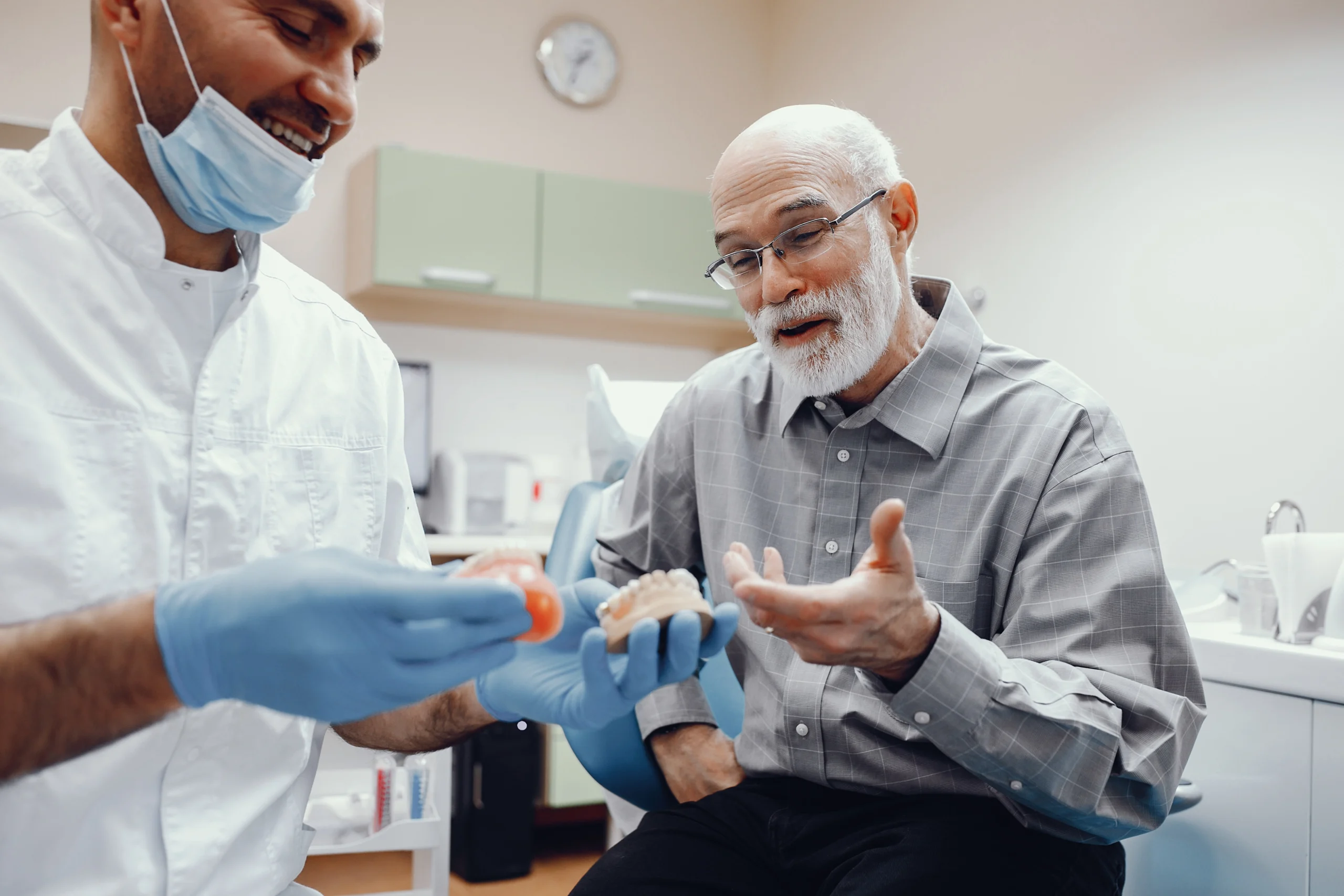 dental crowns in downtown toronto on